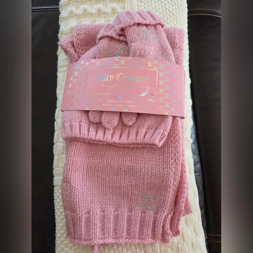 Juicy Couture 3PC Winter Gift Set Scarf, Hat And Gloves With Embellished Logo - Picture 3 of 7
